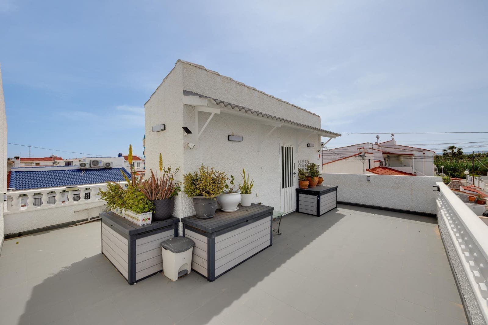 3 bedroom Apartment for sale in Paraje Natural with pool - € 220,000 (Ref: 9801339)