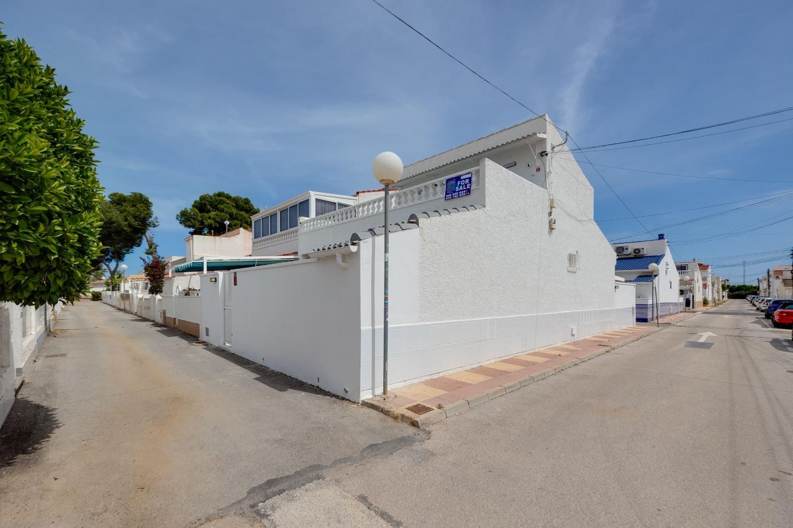 3 bedroom Apartment for sale in Paraje Natural with pool - € 220,000 (Ref: 9801339)