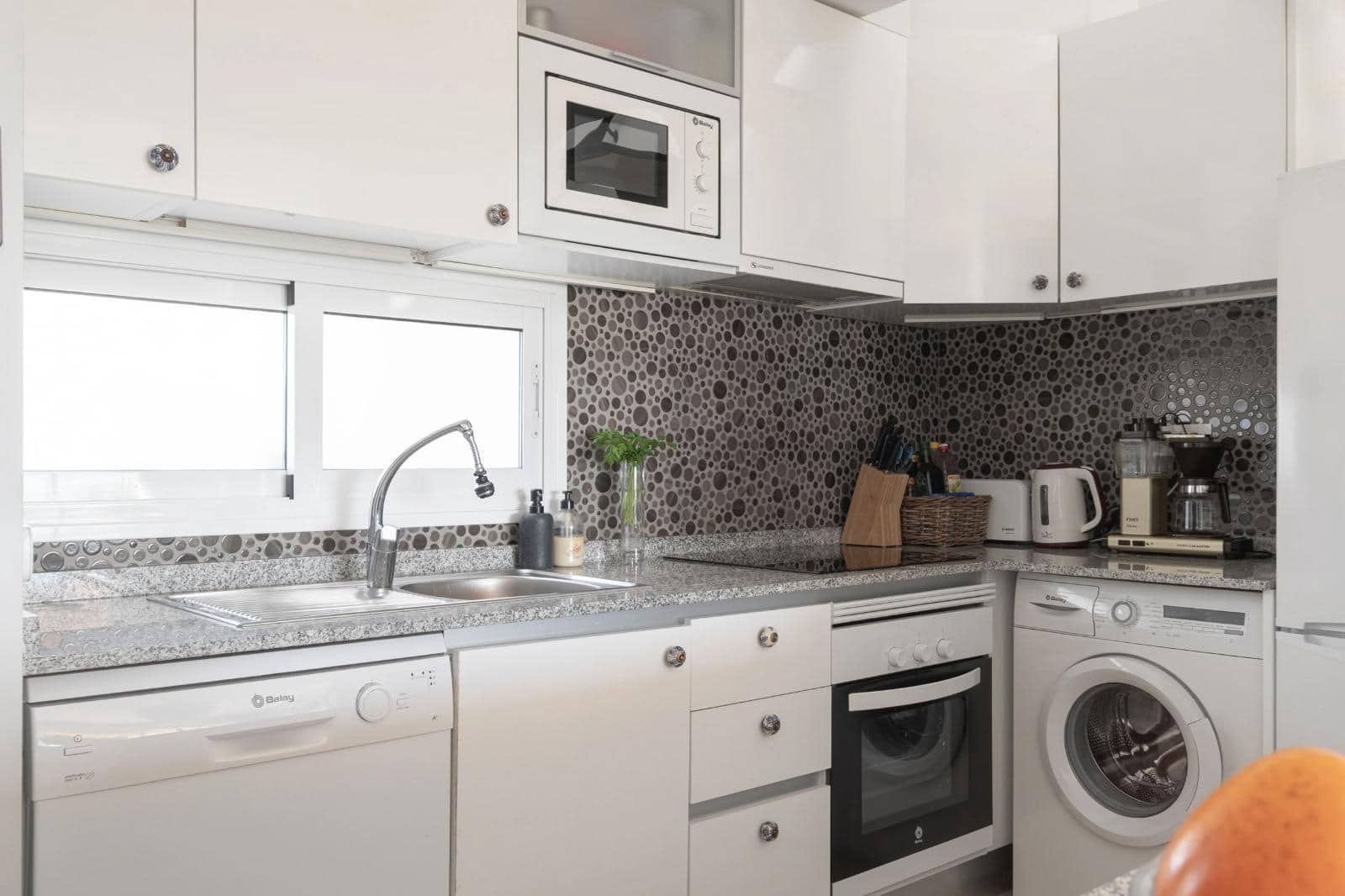 2 sypialnia Penthouse na sprzedaż w Filipinas z basenem garażem - 275 000 € (Ref: 9808180)