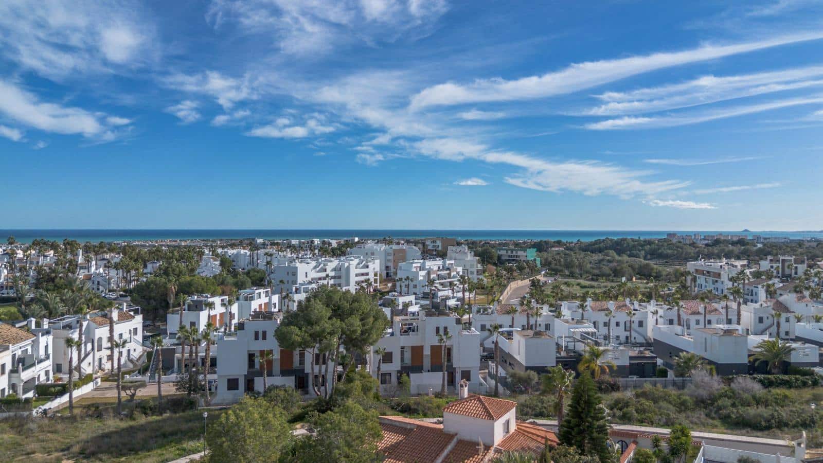 2 sypialnia Penthouse na sprzedaż w Filipinas z basenem garażem - 275 000 € (Ref: 9808180)