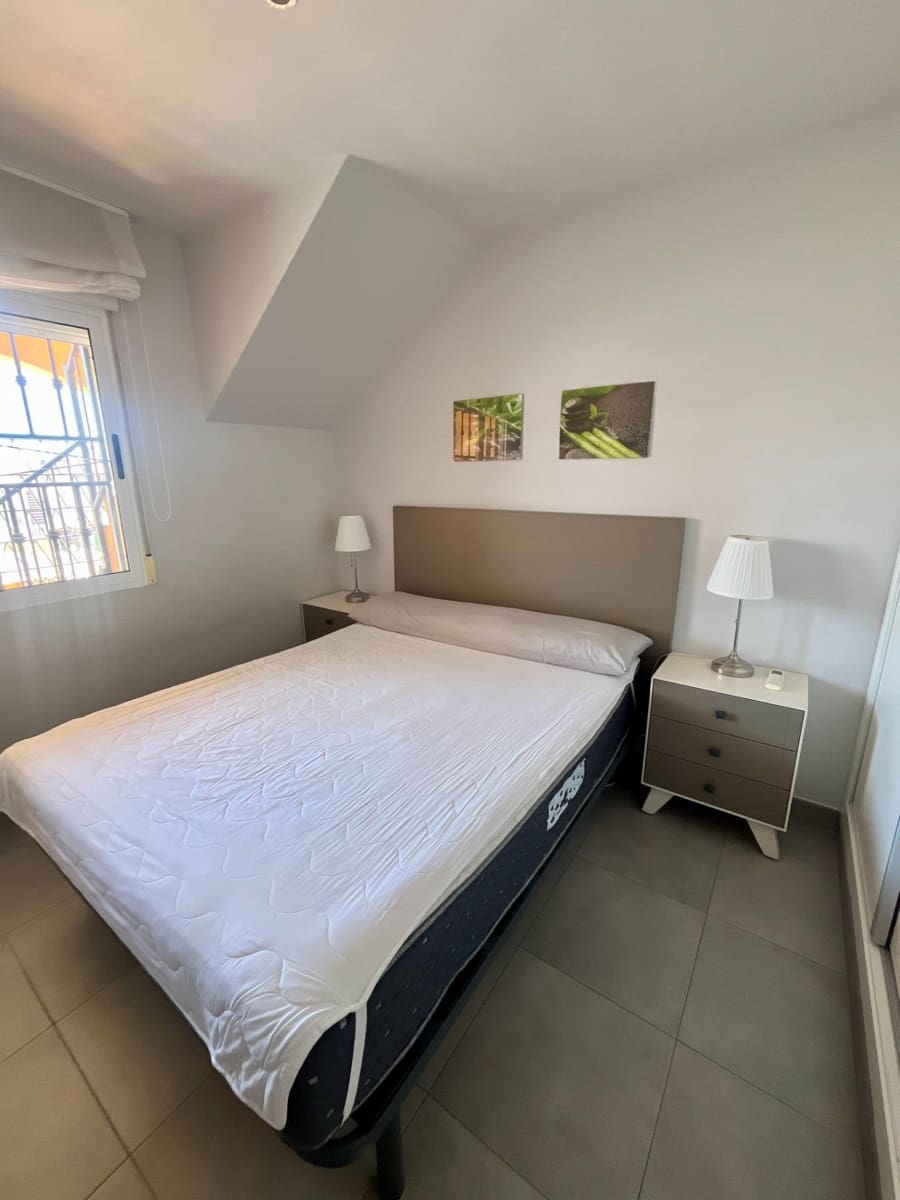 2 bedroom Penthouse for sale in Los Altos with pool - € 169,900 (Ref: 9812300)