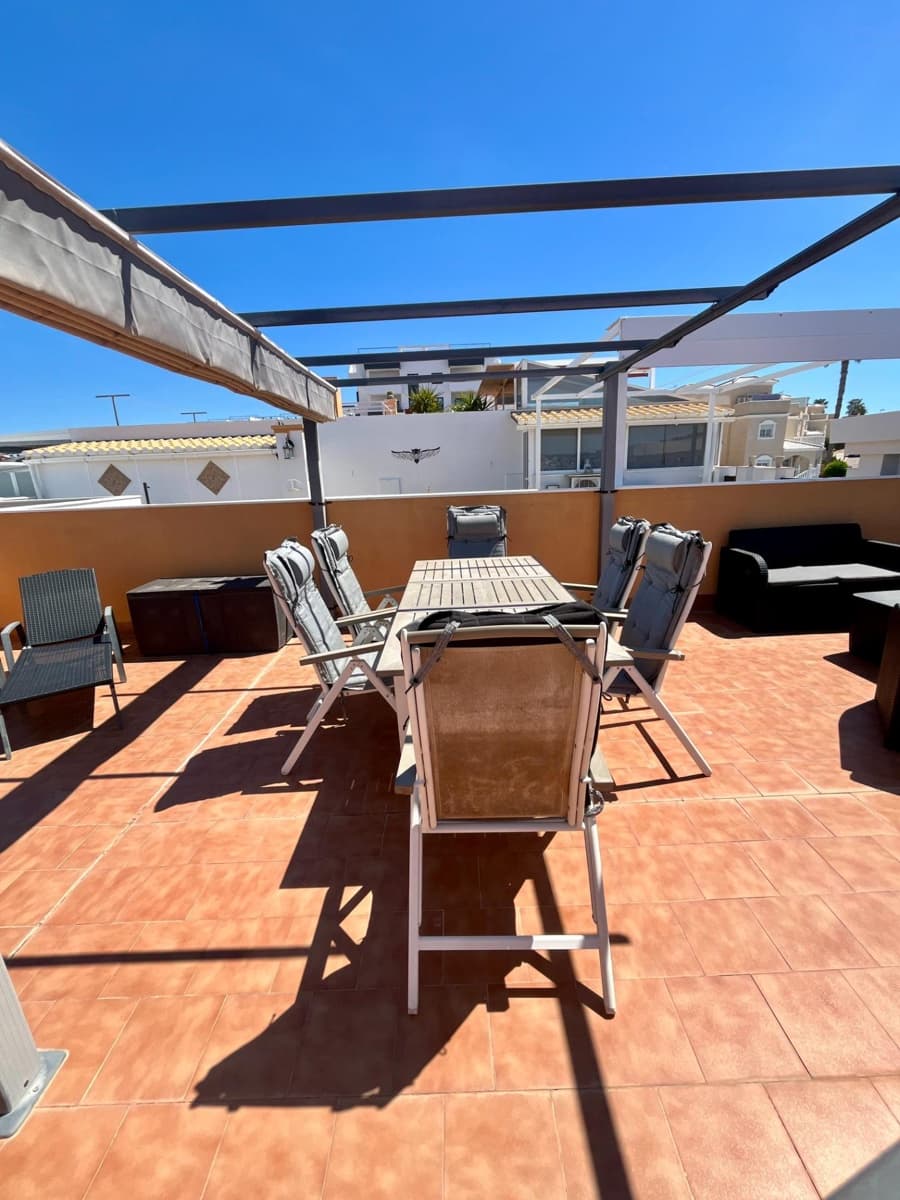 2 bedroom Penthouse for sale in Los Altos with pool - € 169,900 (Ref: 9812300)
