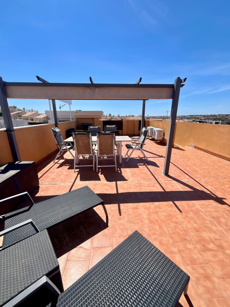 2 bedroom Penthouse for sale in Los Altos with pool - € 169,900 (Ref: 9812300)