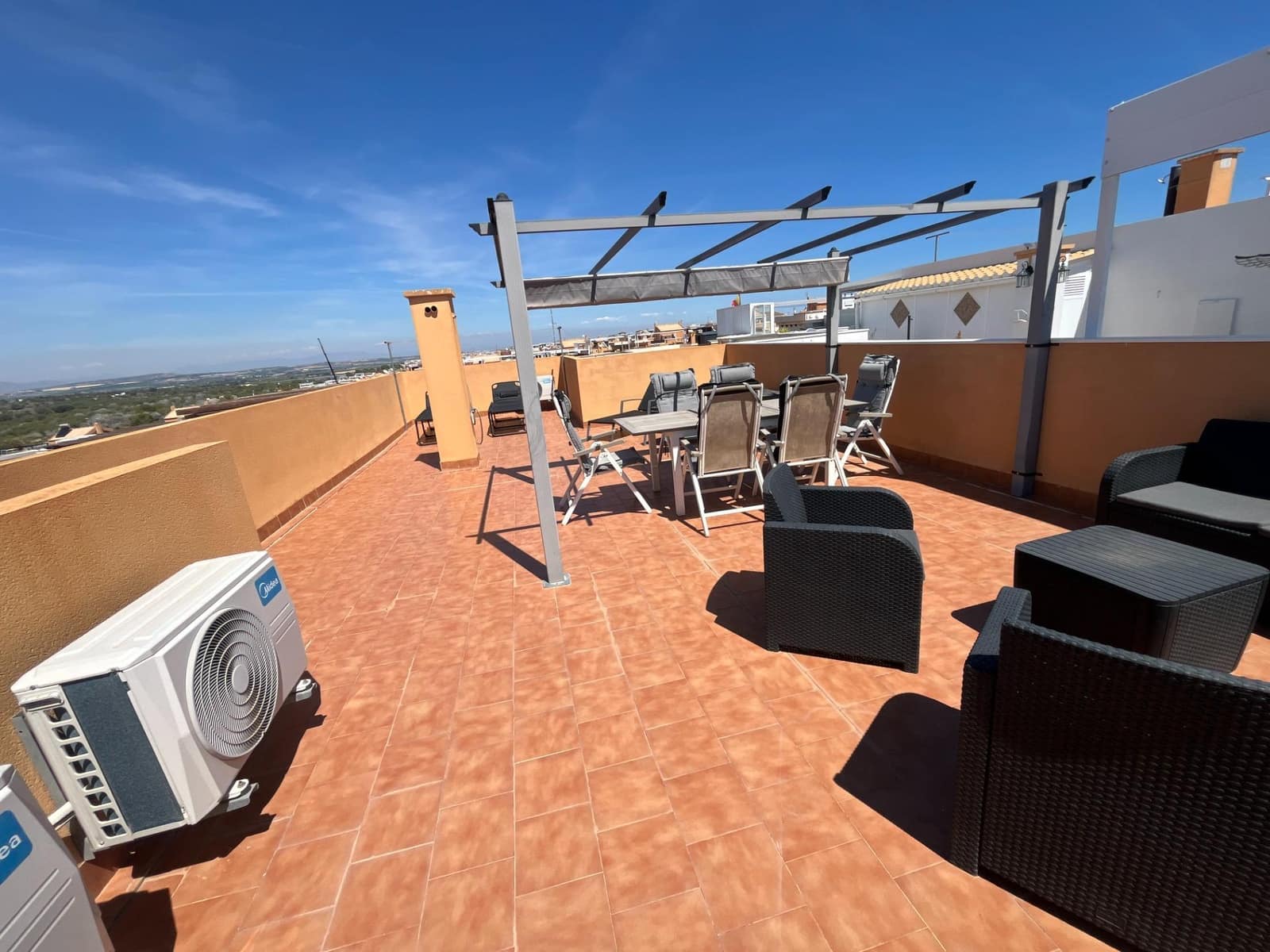 2 bedroom Penthouse for sale in Los Altos with pool - € 169,900 (Ref: 9812300)