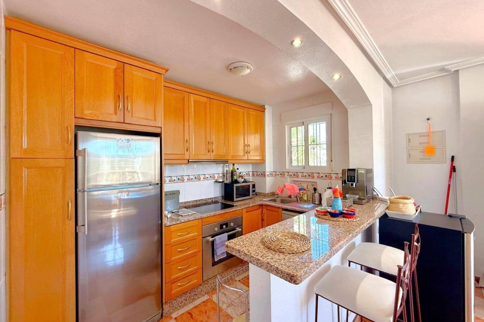 2 bedroom Villa for sale in Orihuela Costa with pool - € 221,000 (Ref: 9829366)