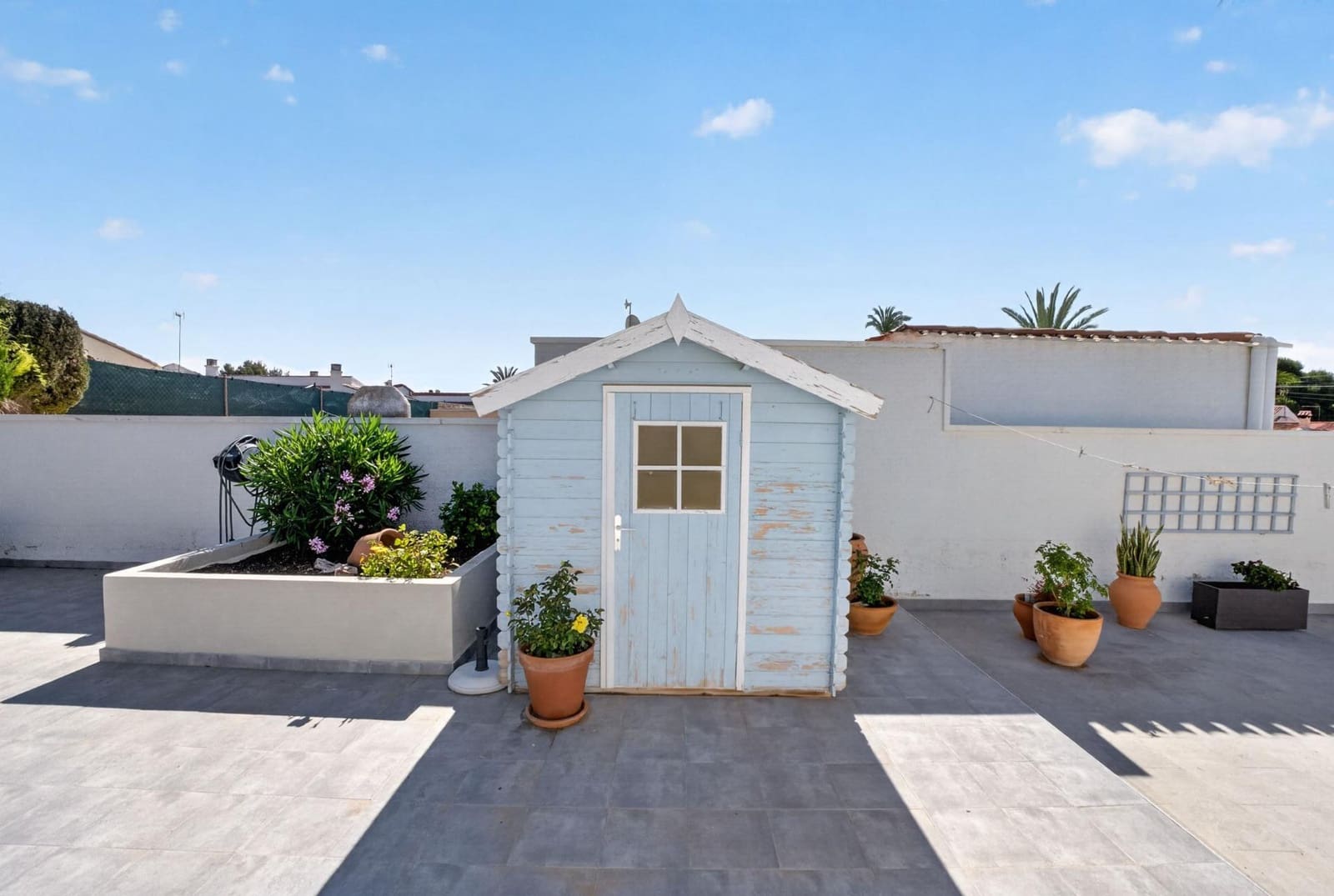 Chalet de 3 habitaciones en Torrevieja en venta - 399.000 € (Ref: 9833905)
