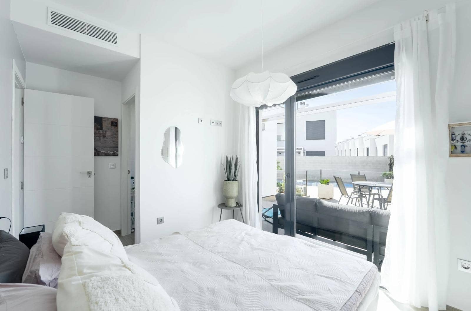 2 chambre Appartement à vendre à Punta Prima avec piscine - 275 000 € (Ref: 9836565)