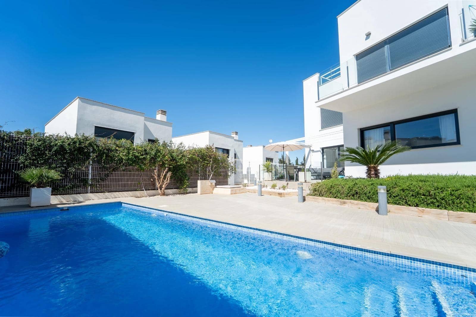 2 chambre Appartement à vendre à Punta Prima avec piscine - 275 000 € (Ref: 9836565)
