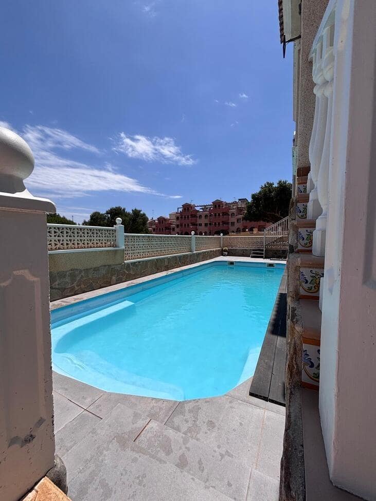 3 bedroom Terraced Villa for sale in Orihuela Costa with pool garage - € 219,000 (Ref: 9836567)