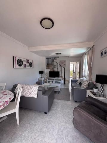 3 soverom Rekkehus til salgs i Villamartín - Las Filipinas, Orihuela med svømmebasseng garasje - € 219 000 (Ref: 9836567)