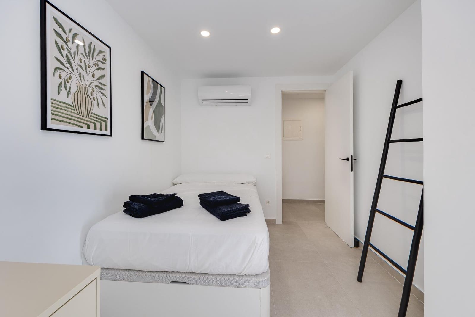3 sypialnia Apartament na kwatery wakacyjne w Torrevieja - 1 800 € (Ref: 9843716)