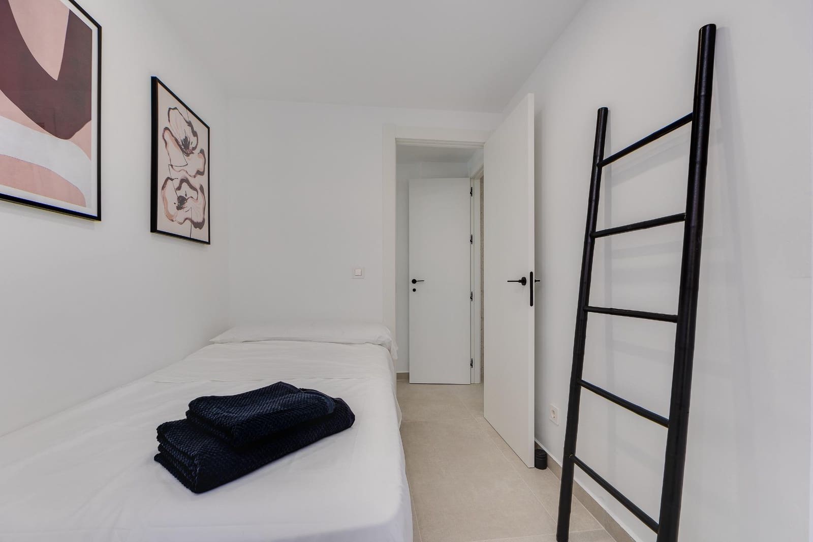 3 sypialnia Apartament na kwatery wakacyjne w Torrevieja - 1 800 € (Ref: 9843716)