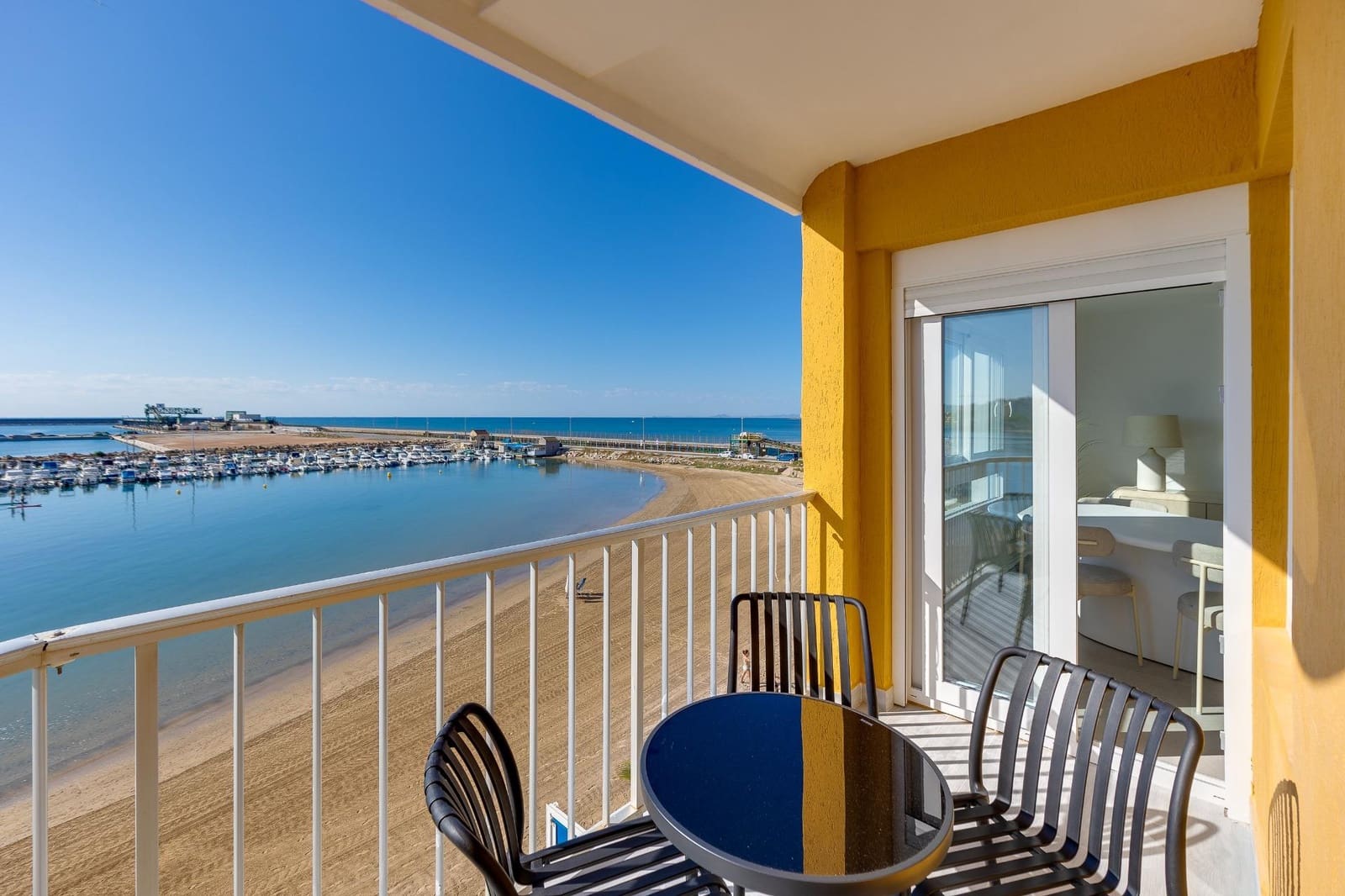 3 sypialnia Apartament na kwatery wakacyjne w Torrevieja - 1 800 € (Ref: 9843716)