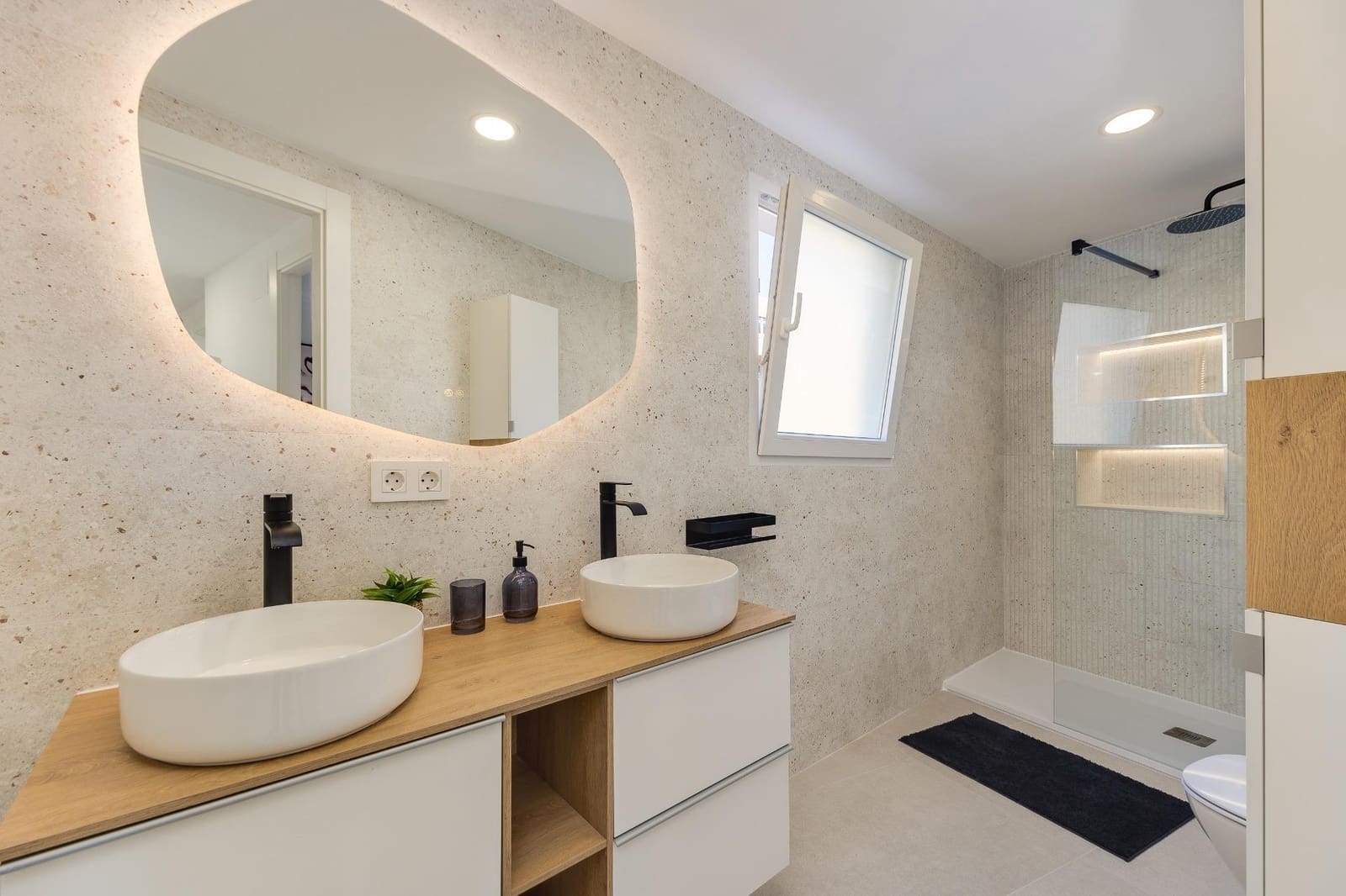 3 sypialnia Apartament na kwatery wakacyjne w Torrevieja - 1 800 € (Ref: 9843716)