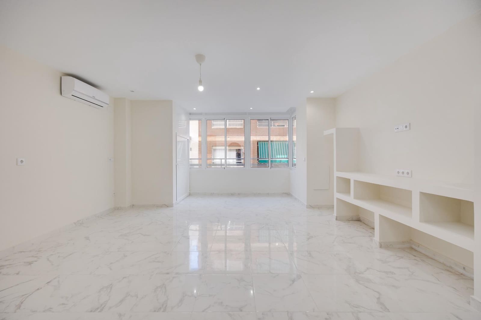 3 chambre Appartement à vendre à Torrevieja - 229 000 € (Ref: 9849621)