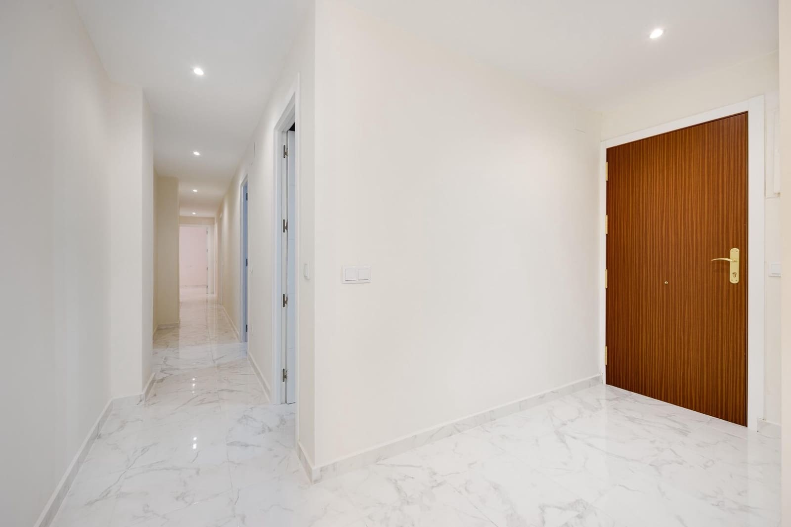 3 chambre Appartement à vendre à Torrevieja - 229 000 € (Ref: 9849621)