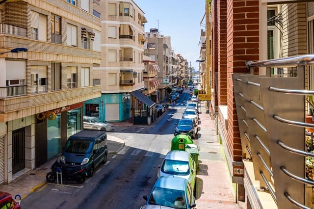 3 chambre Appartement à vendre à Centro, Torrevieja - 229 000 € (Ref: 9849621)