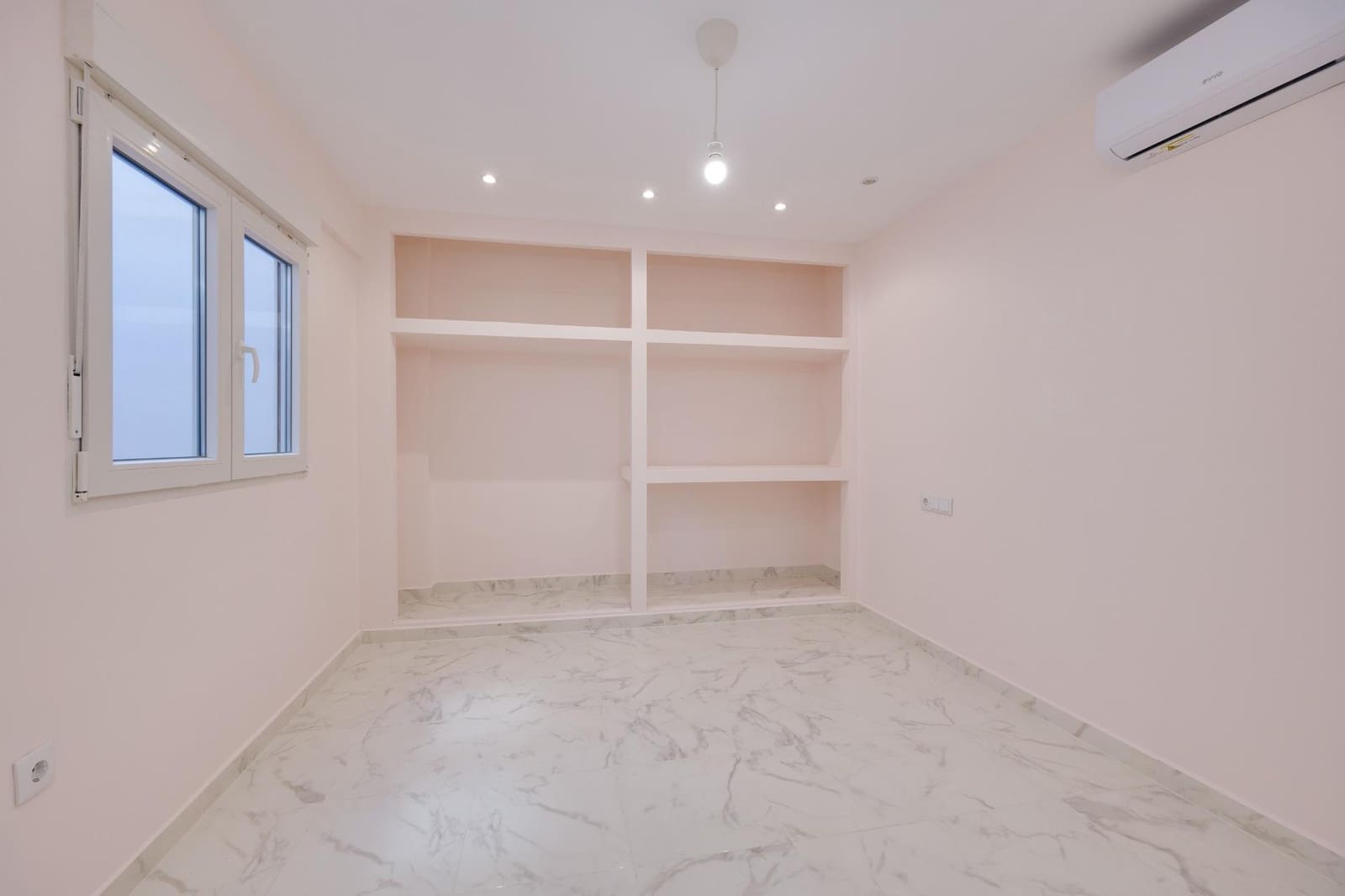 3 chambre Appartement à vendre à Torrevieja - 229 000 € (Ref: 9849621)
