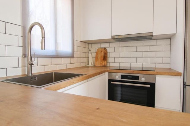 2 makuuhuone Rivitalo myytävänä paikassa La Regia, Orihuela mukana uima-altaan - 189 000 € (Ref: 9851948)