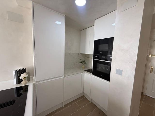 2 chambre Penthouse à vendre à El Molino, Torrevieja avec piscine - 159 995 € (Ref: 9855677)