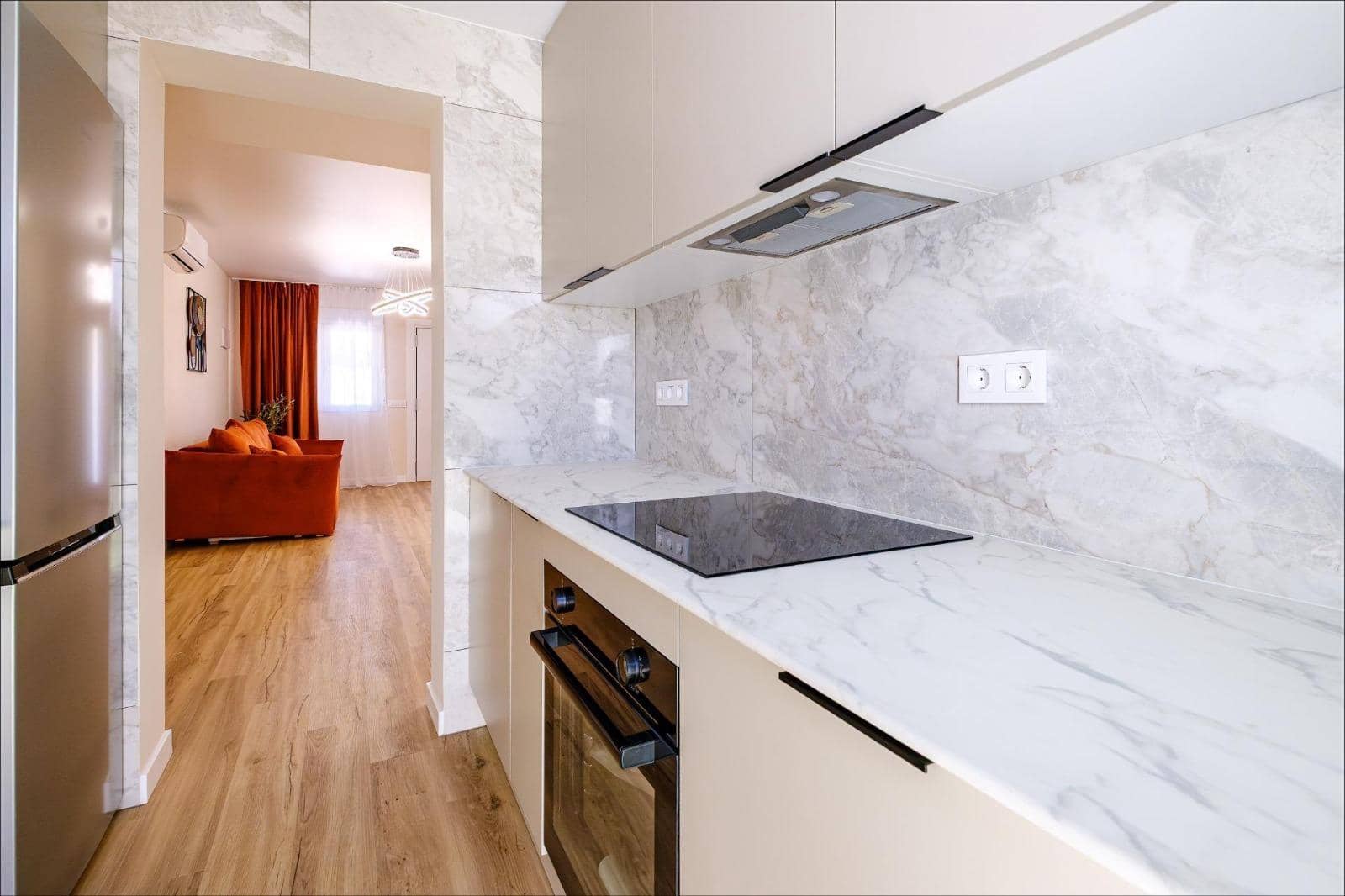 3 slaapkamer Rijtjeshuis te koop in Filipinas met zwembad - € 239.900 (Ref: 9860283)