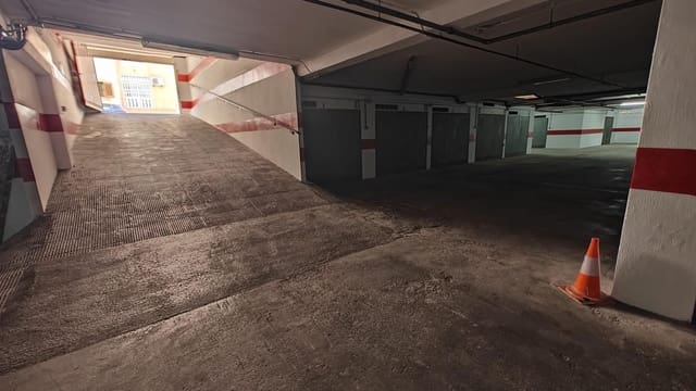 Garasje til salgs i Playa del Acequión, Torrevieja - € 22 000 (Ref: 9862040)