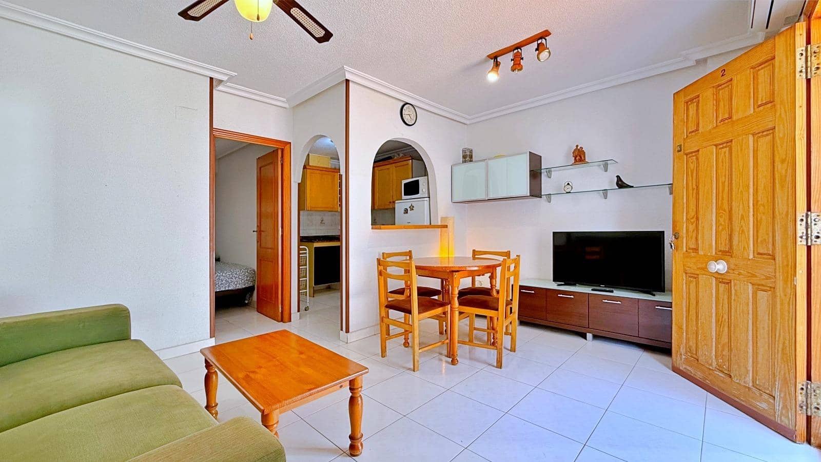 1 bedroom Apartment for sale in Punta Prima with pool - € 125,000 (Ref: 9868815)