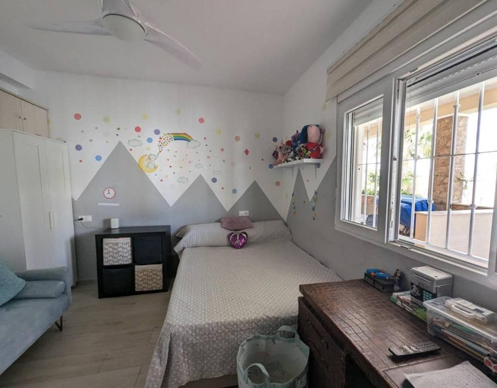 3 camera da letto Villa in vendita in Torrevieja con piscina - 440.000 € (Rif: 9885020)