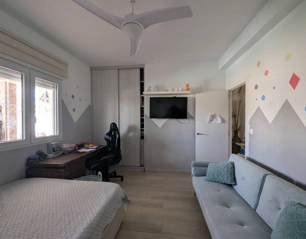 3 camera da letto Villa in vendita in Torrevieja con piscina - 440.000 € (Rif: 9885020)