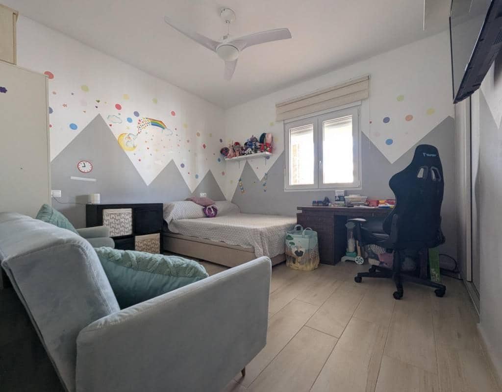 3 camera da letto Villa in vendita in Torrevieja con piscina - 440.000 € (Rif: 9885020)