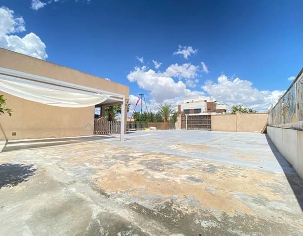 3 camera da letto Villa in vendita in El Chaparral - La Siesta - La Torreta, Torrevieja con piscina - 440.000 € (Rif: 9885020)