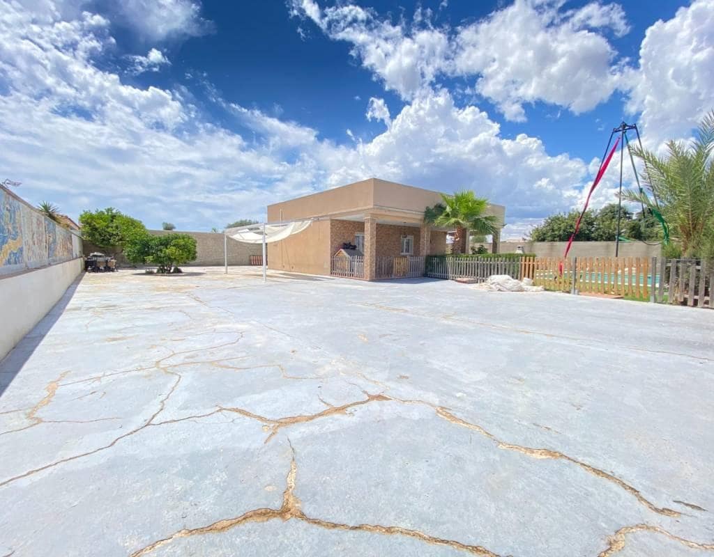 3 camera da letto Villa in vendita in Torrevieja con piscina - 440.000 € (Rif: 9885020)