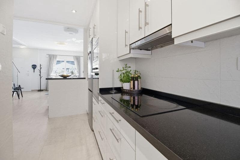 Adosado de 3 habitaciones en Torrevieja en venta - 329.000 € (Ref: 9894078)