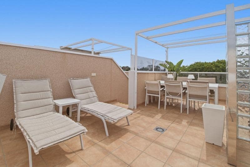 Adosado de 3 habitaciones en Torrevieja en venta - 329.000 € (Ref: 9894078)