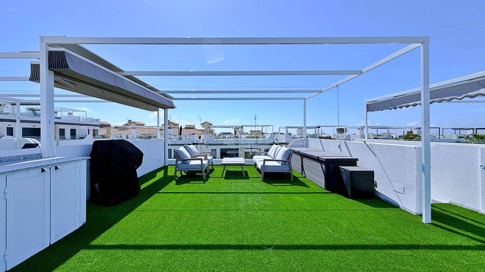 2 sypialnia Penthouse na sprzedaż w Orihuela Costa z basenem garażem - 379 000 € (Ref: 9938373)