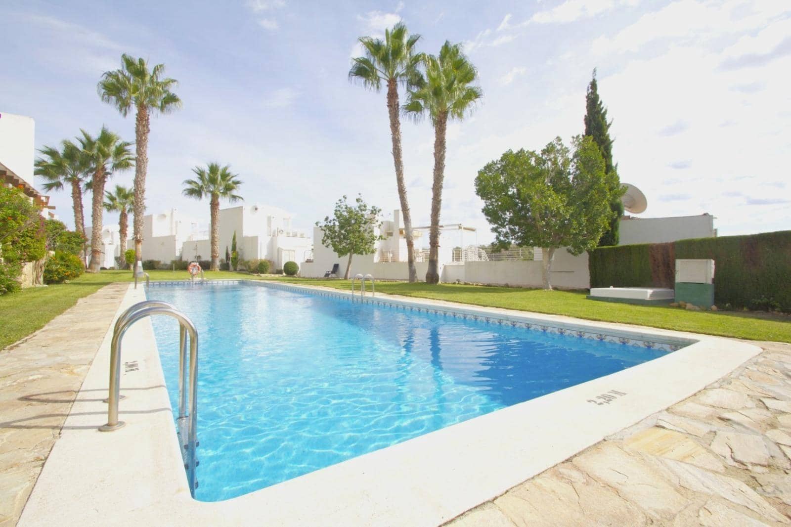 3 bedroom Penthouse for sale in Las Ramblas Golf with pool garage - € 389,000 (Ref: 9977471)