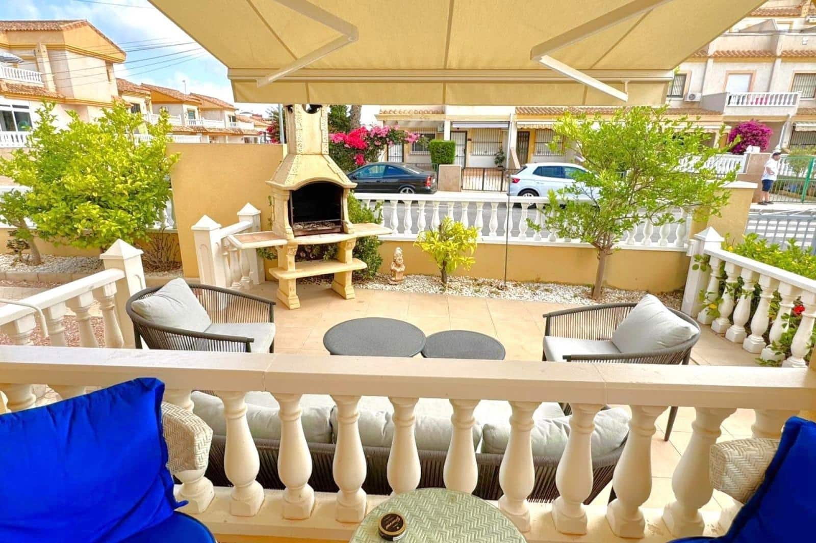 Chalet de 3 habitaciones en Orihuela Costa en venta - 339.000 € (Ref: 9977473)