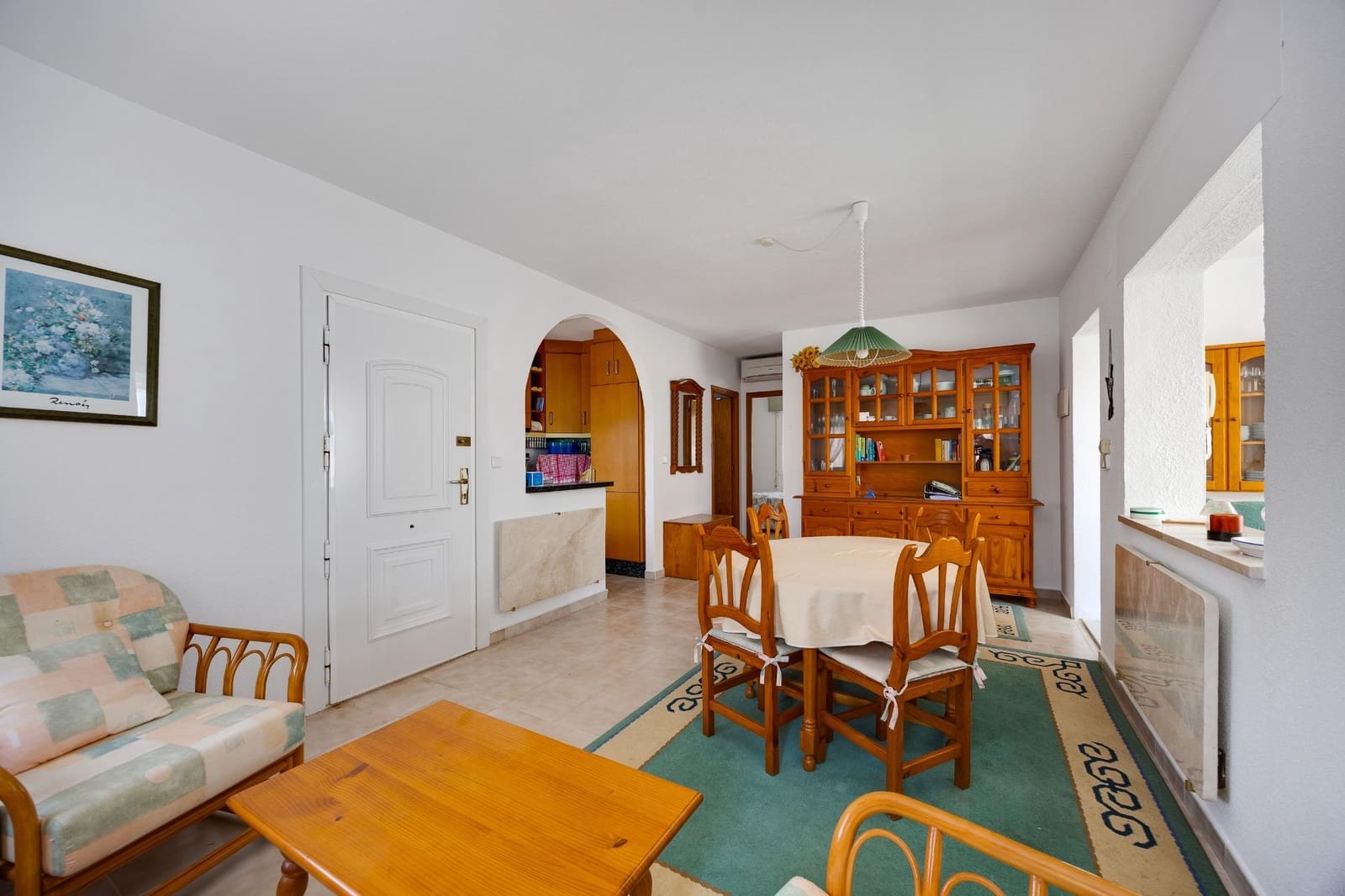 2 makuuhuone Huvila myytävänä paikassa La Florida mukana uima-altaan - 305 000 € (Ref: 9994406)