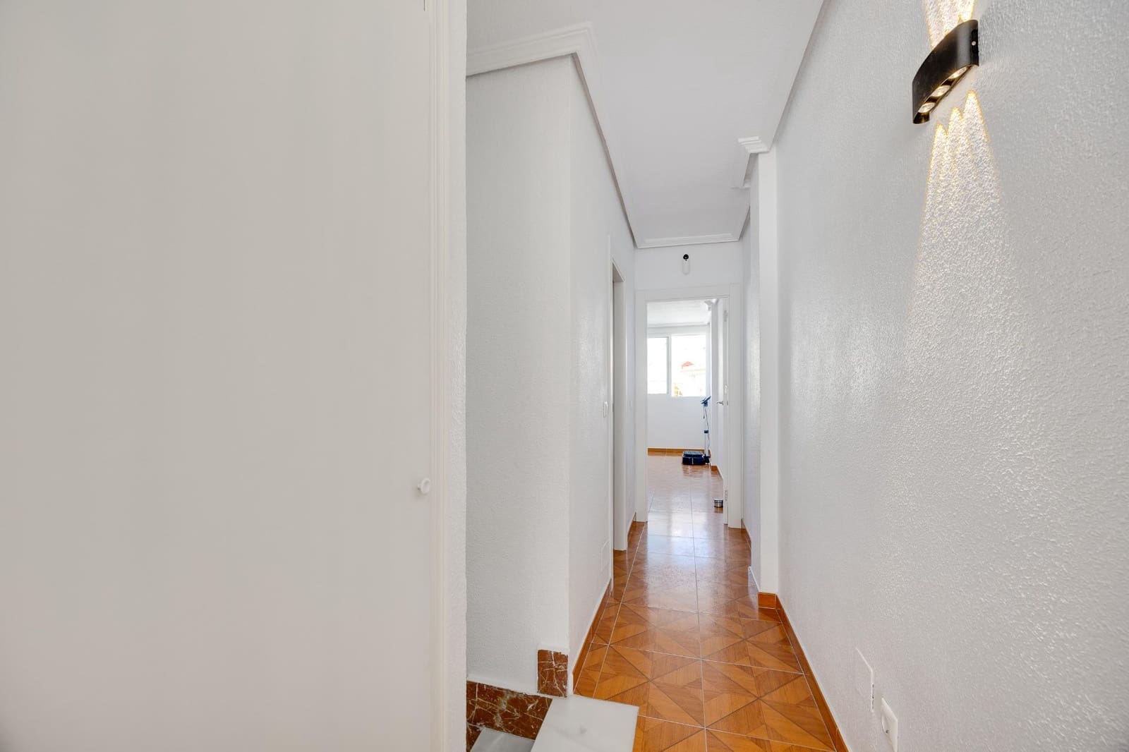 3 soverom Leilighet til salgs i Torrevieja med garasje - € 225 000 (Ref: 9995860)