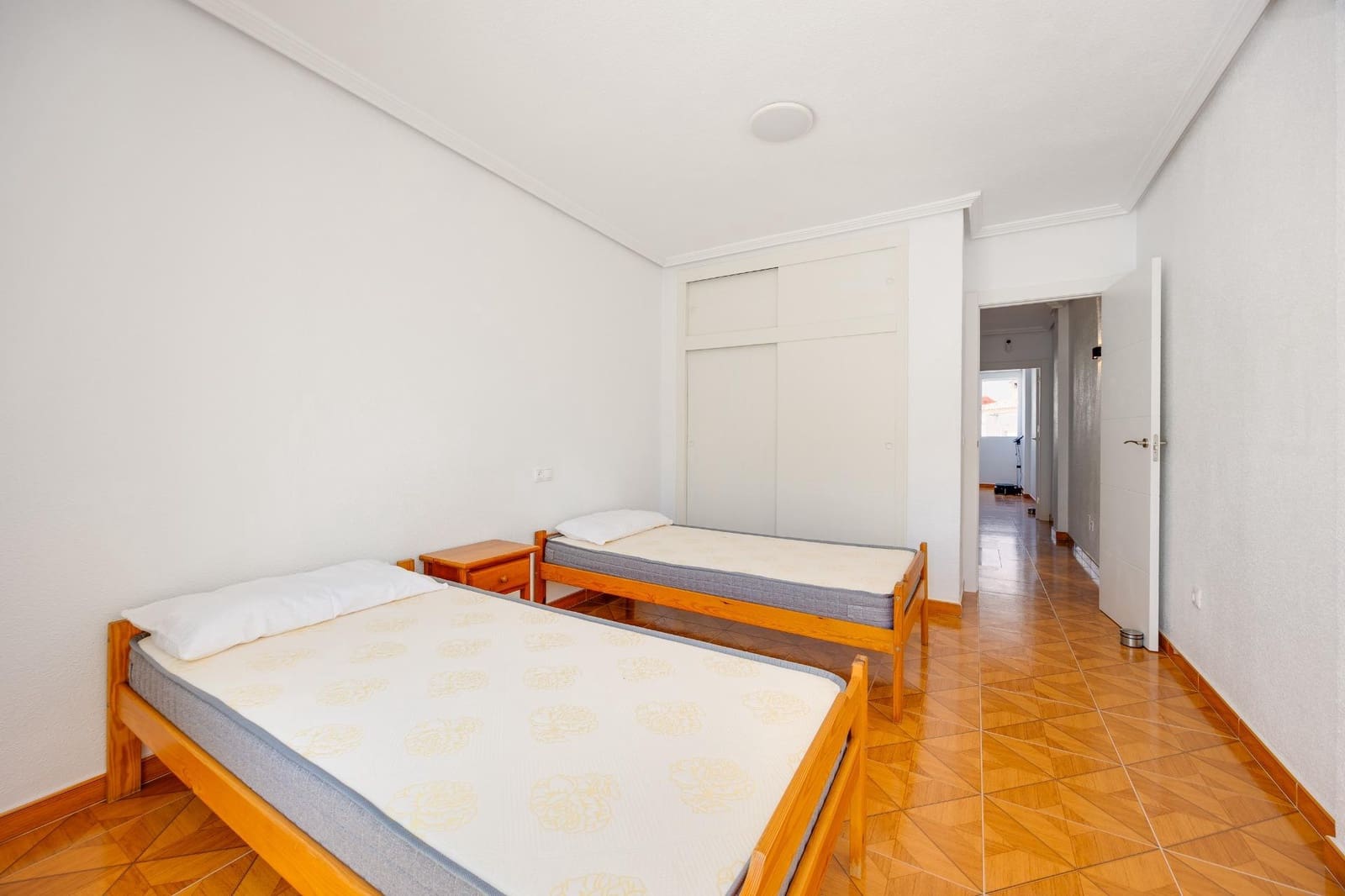3 soverom Leilighet til salgs i Torrevieja med garasje - € 225 000 (Ref: 9995860)
