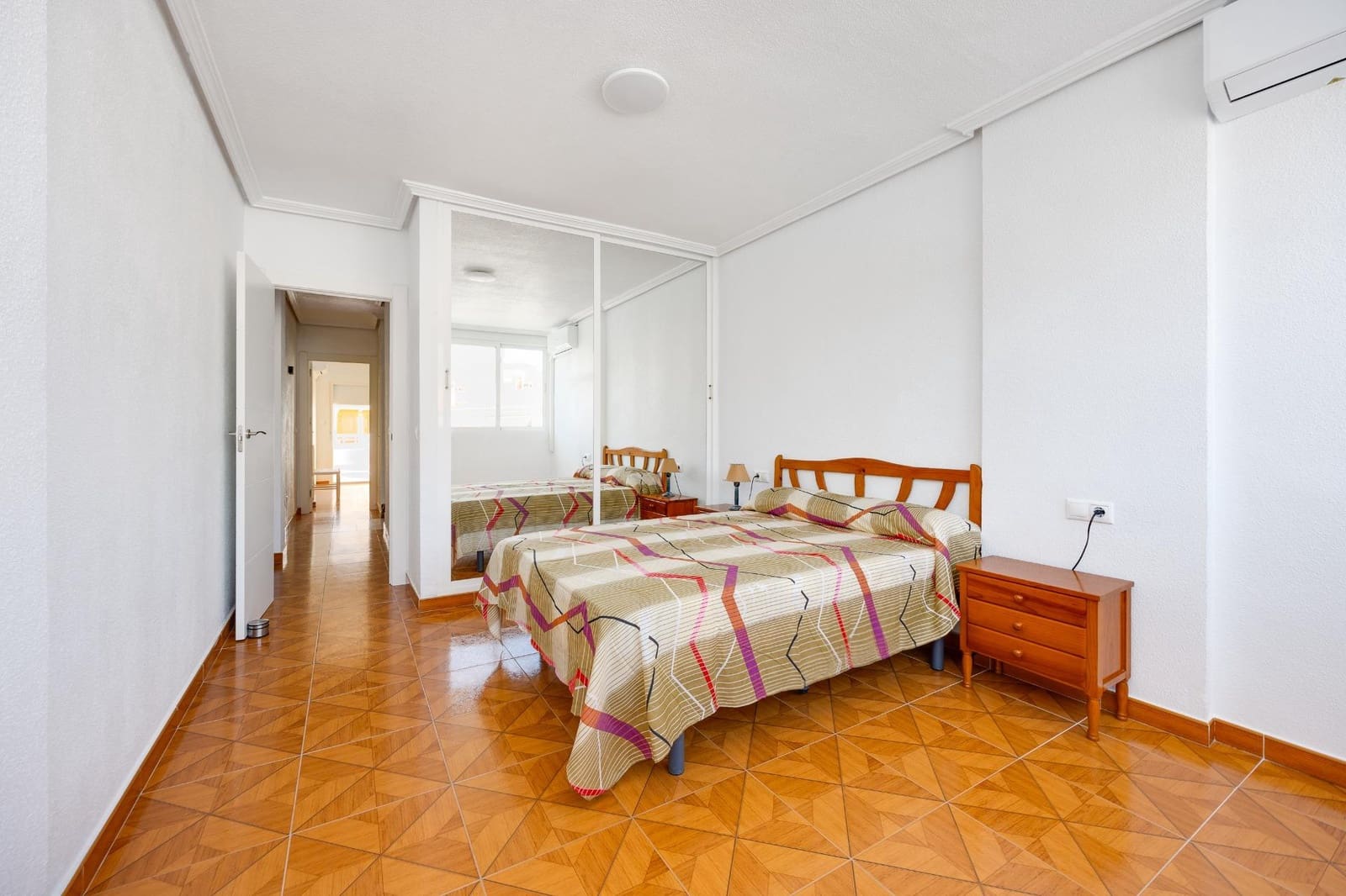 3 soverom Leilighet til salgs i Torrevieja med garasje - € 225 000 (Ref: 9995860)
