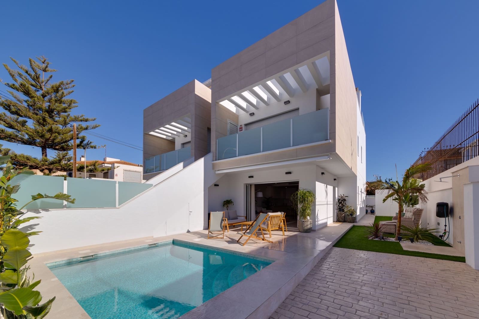 2 bedroom Bungalow for sale in San Pedro del Pinatar with pool - € 249,900 (Ref: 8324495)