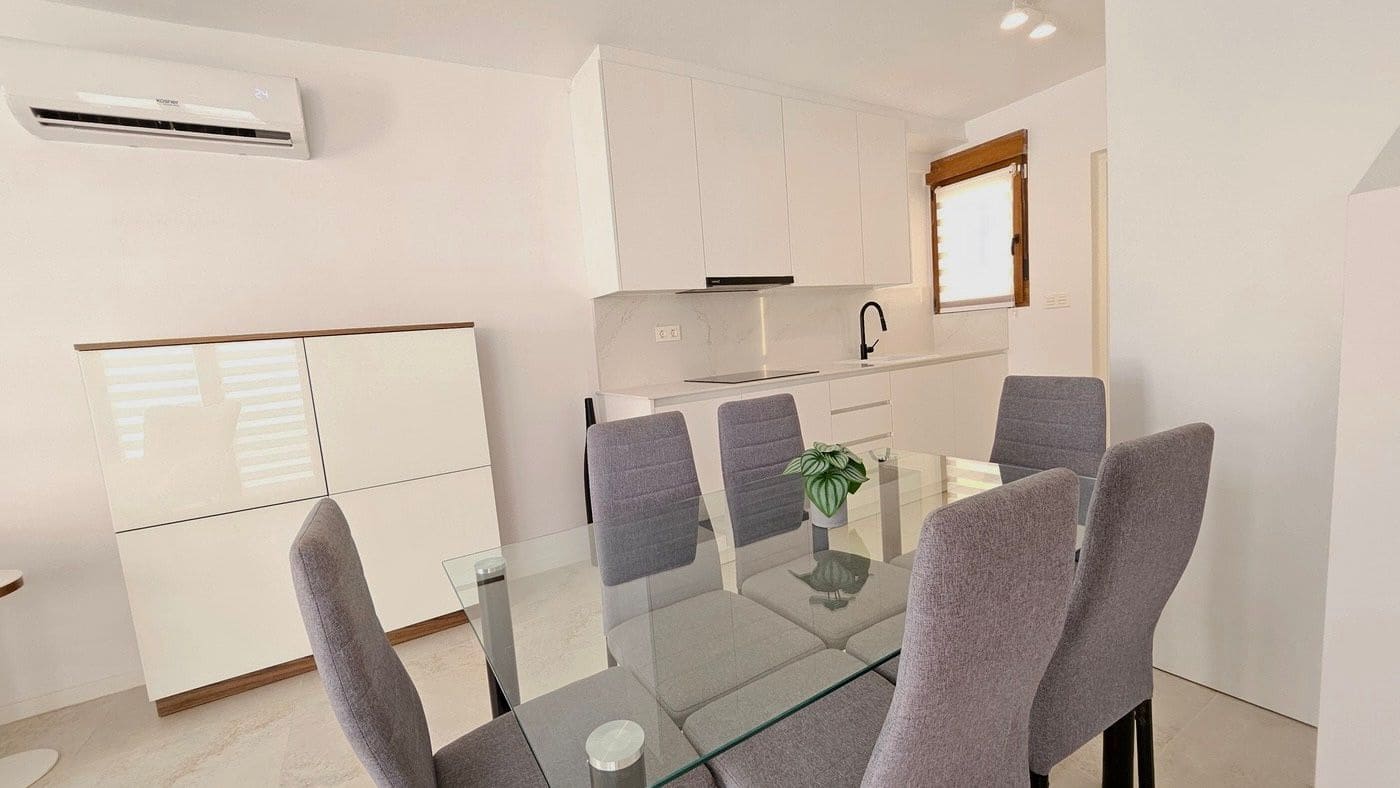 Chalet de 3 habitaciones en Santiago de la Ribera en venta - 269.000 € (Ref: 8539415)