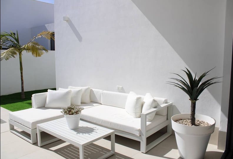 3 bedroom Villa for sale in Mar de Cristal with pool - € 435,000 (Ref: 8598077)