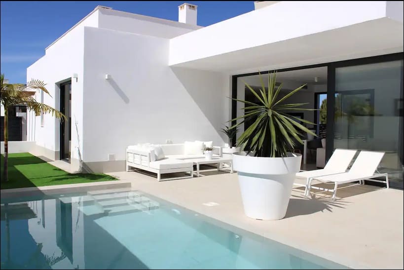 3 bedroom Villa for sale in Mar de Cristal with pool - € 435,000 (Ref: 8598077)