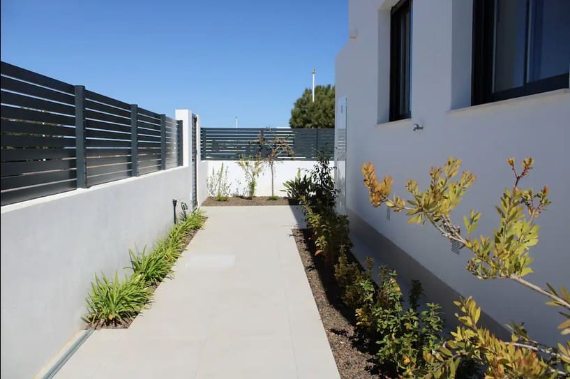 3 bedroom Villa for sale in Mar de Cristal with pool - € 435,000 (Ref: 8598077)