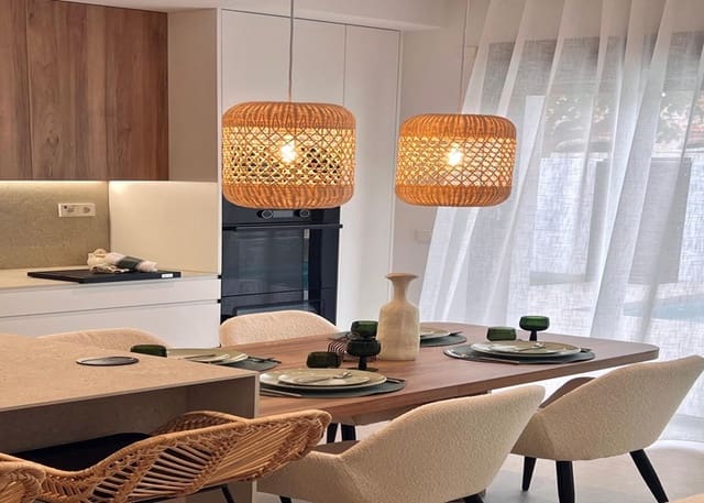 Chalet de 3 habitaciones en San Pedro del Pinatar en venta con piscina - 419.950 € (Ref: 8755124)