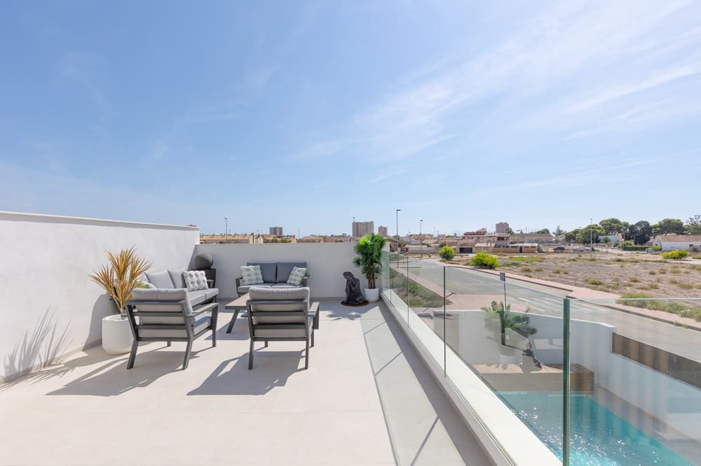 3 bedroom Villa for sale in Santiago de la Ribera with pool - € 355,000 (Ref: 8755126)
