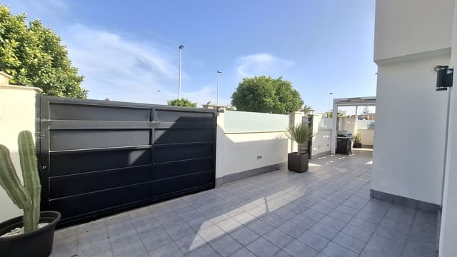 3 makuuhuone Huvila myytävänä paikassa Lo Pagan, San Pedro del Pinatar mukana uima-altaan - 550 000 € (Ref: 8961120)