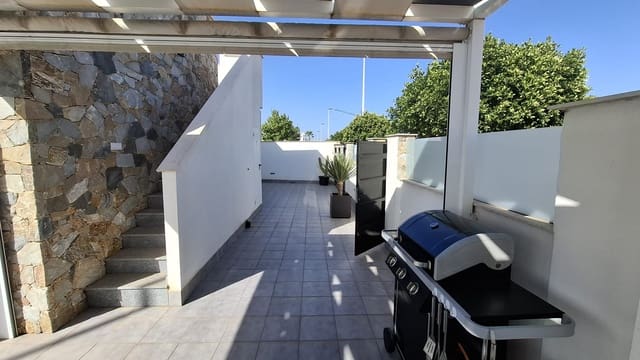 3 makuuhuone Huvila myytävänä paikassa Lo Pagan, San Pedro del Pinatar mukana uima-altaan - 550 000 € (Ref: 8961120)